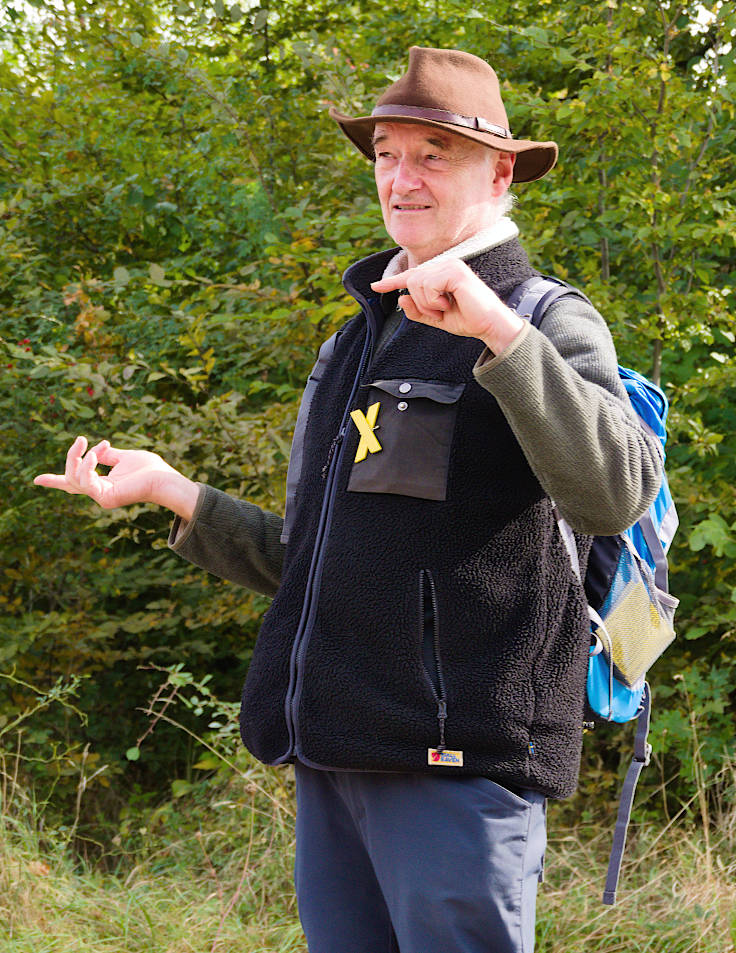 © www.mutbuergerdokus.de: Waldspaziergang am und im Hambacher Wald