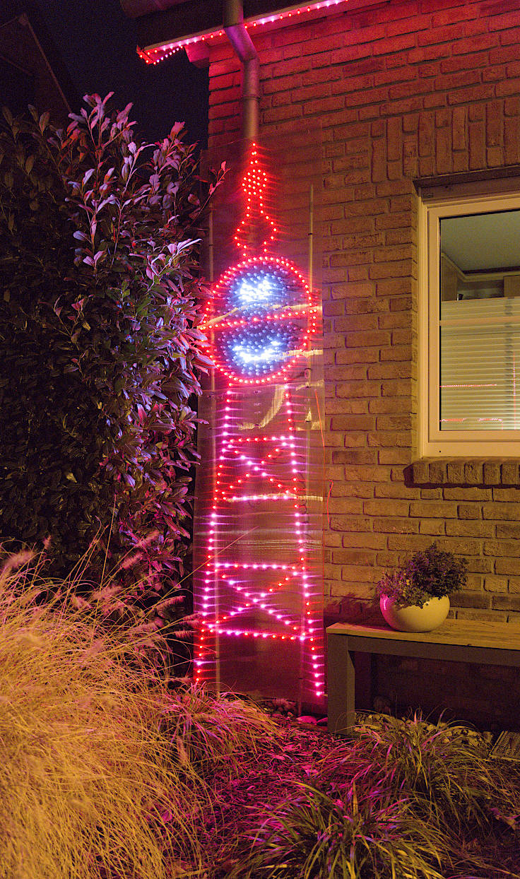 © www.mutbuergerdokus.de: Lichtershow im Advent