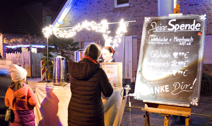 © www.mutbuergerdokus.de: Lichtershow im Advent