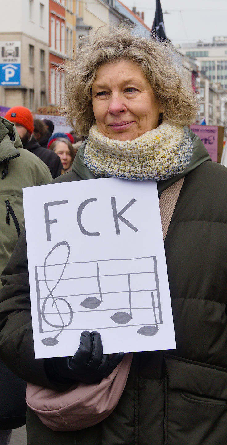 © www.mutbuergerdokus.de: Düsseldorf stellt sich quer: Demonstration 'Gegen die AfD und die Rechtsentwicklung der Gesellschaft'