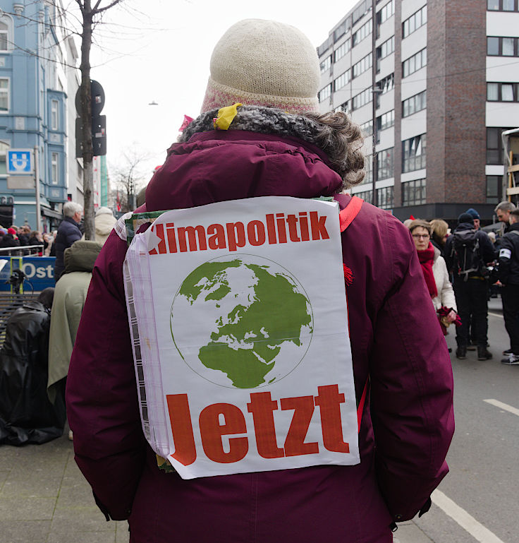 © www.mutbuergerdokus.de: Düsseldorf stellt sich quer: Demonstration 'Gegen die AfD und die Rechtsentwicklung der Gesellschaft'