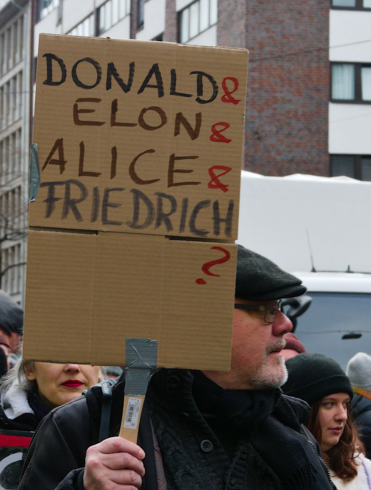 © www.mutbuergerdokus.de: Düsseldorf stellt sich quer: Demonstration 'Gegen die AfD und die Rechtsentwicklung der Gesellschaft'