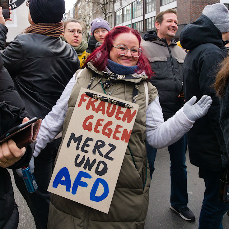 © www.mutbuergerdokus.de: Düsseldorf stellt sich quer: Demonstration 'Gegen die AfD und die Rechtsentwicklung der Gesellschaft'
