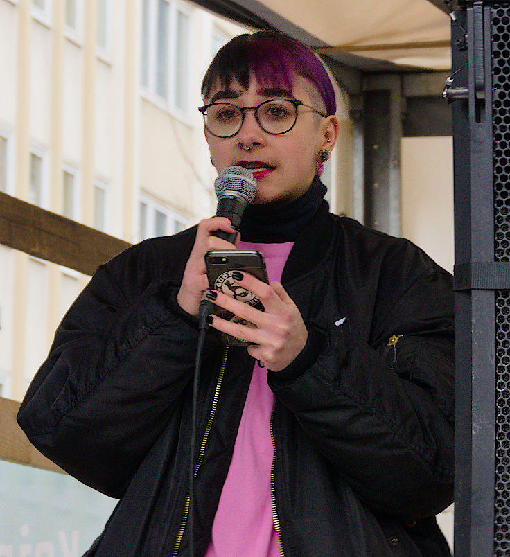 © www.mutbuergerdokus.de: Düsseldorf stellt sich quer: Demonstration 'Gegen die AfD und die Rechtsentwicklung der Gesellschaft'
