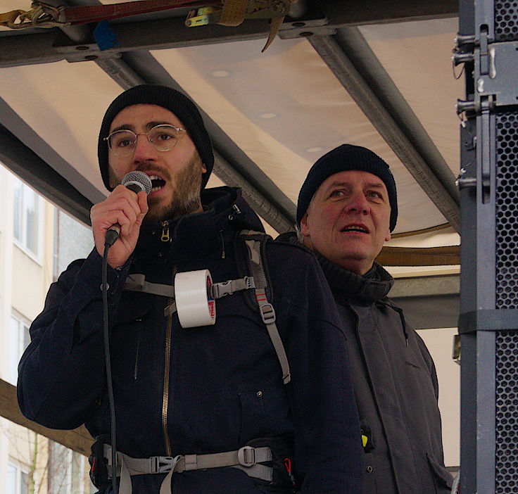 © www.mutbuergerdokus.de: Düsseldorf stellt sich quer: Demonstration 'Gegen die AfD und die Rechtsentwicklung der Gesellschaft'