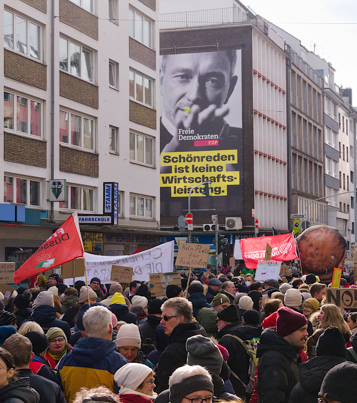 © www.mutbuergerdokus.de: Düsseldorf stellt sich quer: Demonstration 'Gegen die AfD und die Rechtsentwicklung der Gesellschaft' © www.mutbuergerdokus.de: Düsseldorf stellt sich quer: Demonstration 'Gegen die AfD und die Rechtsentwicklung der Gesellschaft'