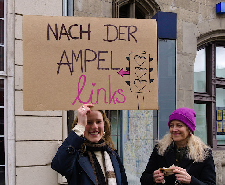 © www.mutbuergerdokus.de: Düsseldorf stellt sich quer: Demonstration 'Gegen die AfD und die Rechtsentwicklung der Gesellschaft' © www.mutbuergerdokus.de: Düsseldorf stellt sich quer: Demonstration 'Gegen die AfD und die Rechtsentwicklung der Gesellschaft'