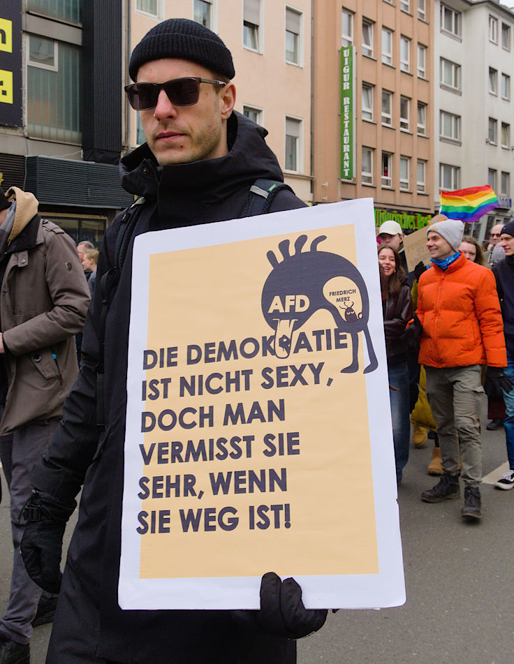 © www.mutbuergerdokus.de: Düsseldorf stellt sich quer: Demonstration 'Gegen die AfD und die Rechtsentwicklung der Gesellschaft' © www.mutbuergerdokus.de: Düsseldorf stellt sich quer: Demonstration 'Gegen die AfD und die Rechtsentwicklung der Gesellschaft'