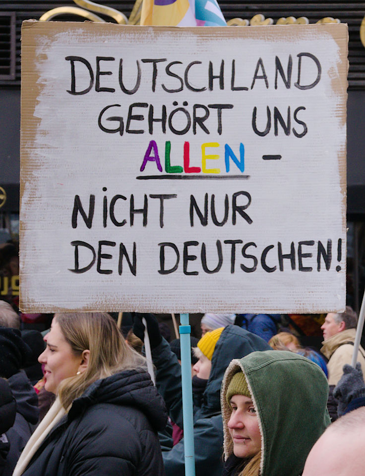 © www.mutbuergerdokus.de: Düsseldorf stellt sich quer: Demonstration 'Gegen die AfD und die Rechtsentwicklung der Gesellschaft' © www.mutbuergerdokus.de: Düsseldorf stellt sich quer: Demonstration 'Gegen die AfD und die Rechtsentwicklung der Gesellschaft'