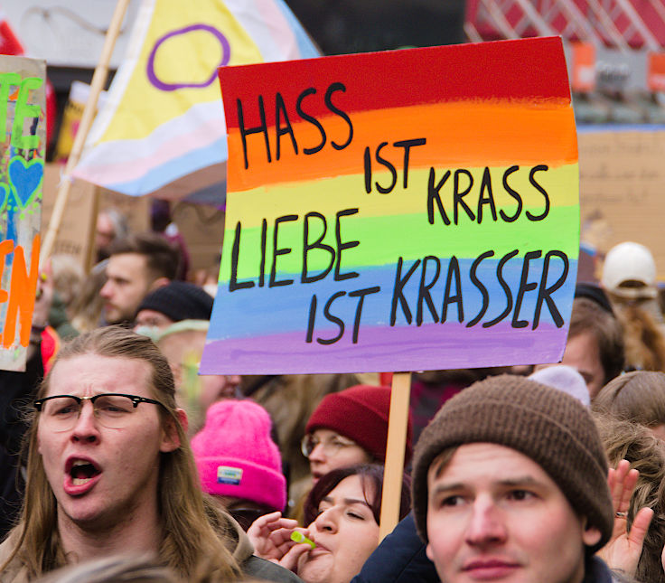 © www.mutbuergerdokus.de: Düsseldorf stellt sich quer: Demonstration 'Gegen die AfD und die Rechtsentwicklung der Gesellschaft' © www.mutbuergerdokus.de: Düsseldorf stellt sich quer: Demonstration 'Gegen die AfD und die Rechtsentwicklung der Gesellschaft'