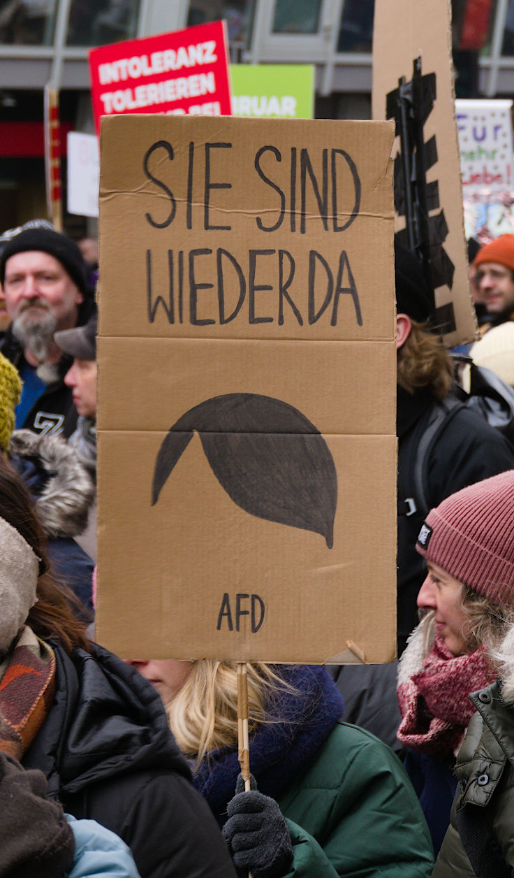 © www.mutbuergerdokus.de: Düsseldorf stellt sich quer: Demonstration 'Gegen die AfD und die Rechtsentwicklung der Gesellschaft' © www.mutbuergerdokus.de: Düsseldorf stellt sich quer: Demonstration 'Gegen die AfD und die Rechtsentwicklung der Gesellschaft'