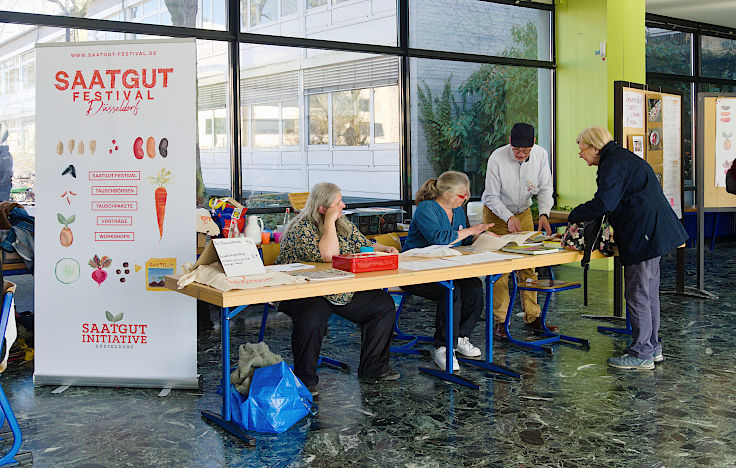 &copy; www.mutbuergerdokus.de: 9. 'Saatgut-Festival D&uuml;sseldorf'