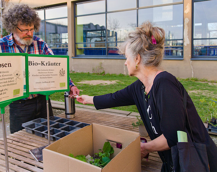 &copy; www.mutbuergerdokus.de: 9. 'Saatgut-Festival D&uuml;sseldorf'