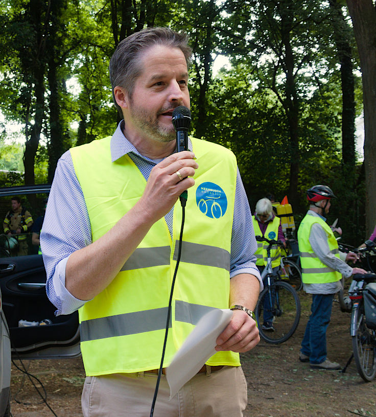 © www.mutbuergerdokus.de: 6. 'Meerbuscher Radnacht'