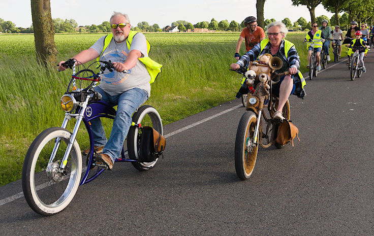 © www.mutbuergerdokus.de: 6. 'Meerbuscher Radnacht'