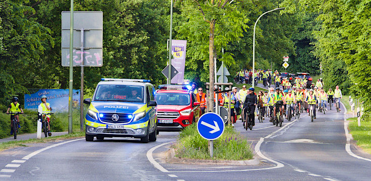 © www.mutbuergerdokus.de: 6. 'Meerbuscher Radnacht'