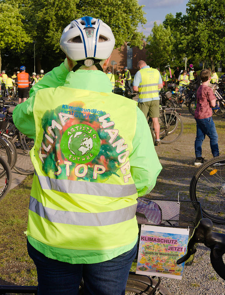 © www.mutbuergerdokus.de: 6. 'Meerbuscher Radnacht'