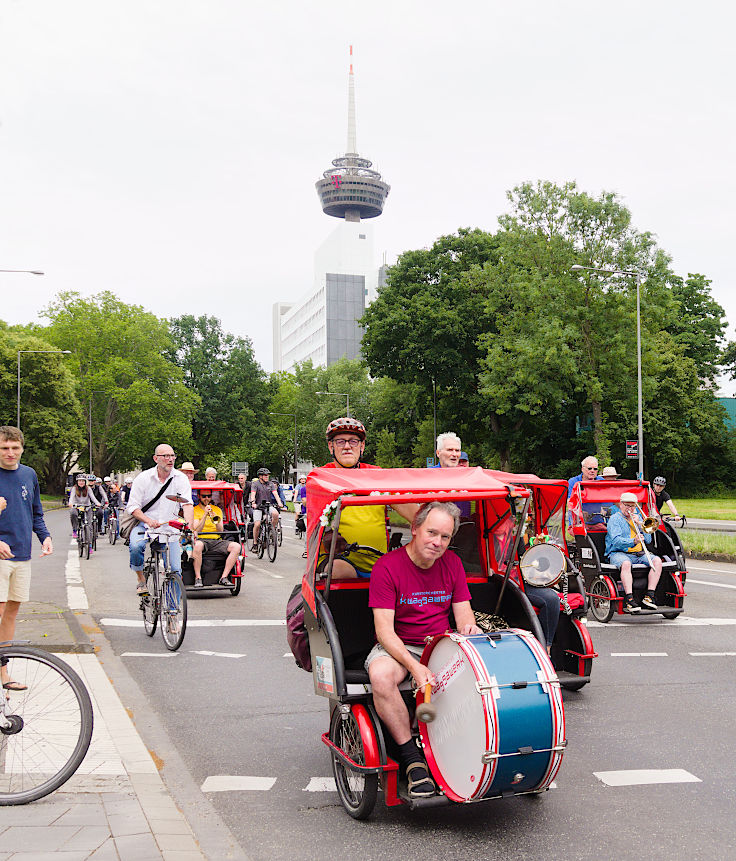 © www.mutbuergerdokus.de: 18. Sternfahrt Köln
