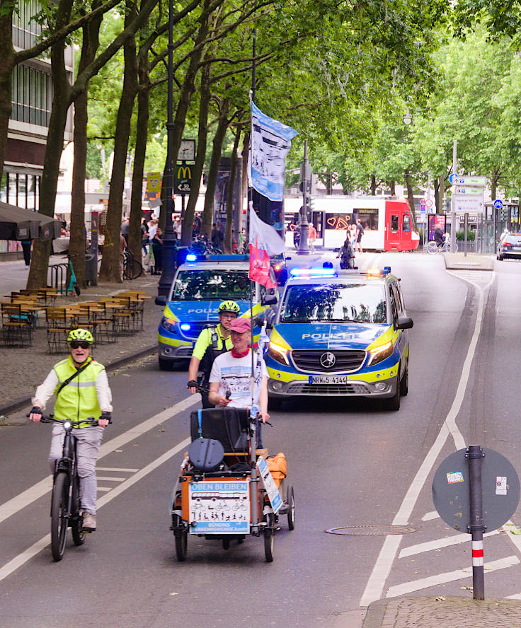 © www.mutbuergerdokus.de: 18. Sternfahrt Köln