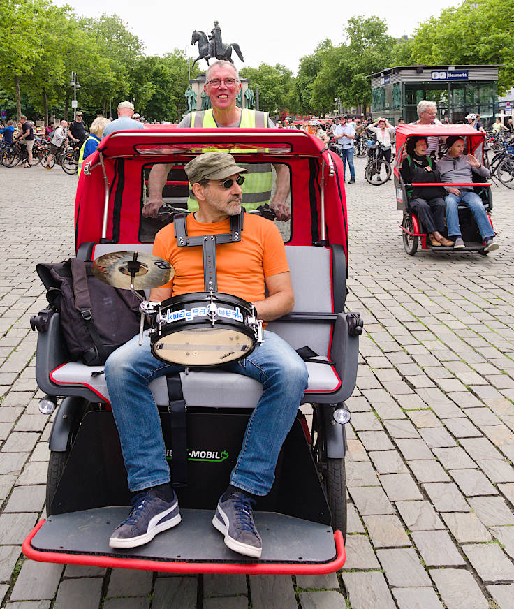 © www.mutbuergerdokus.de: 18. Sternfahrt Köln