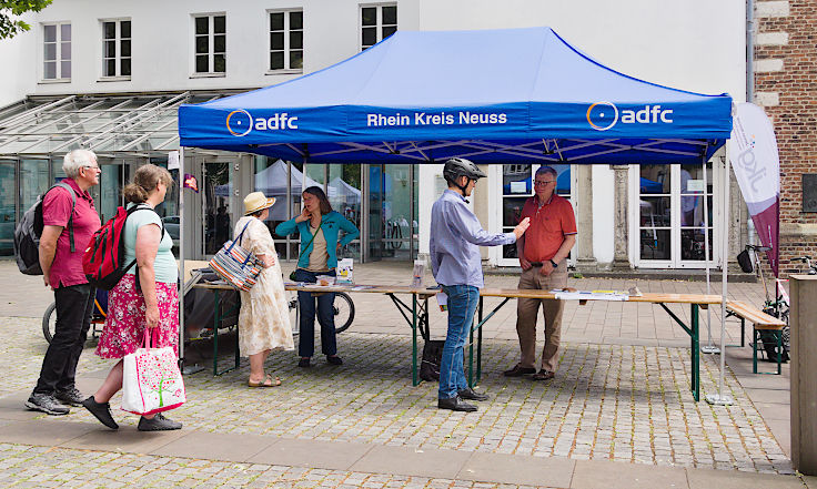 © www.mutbuergerdokus.de: 7. 'Woche der Nachhaltigkeit': 9. Umweltmarkt