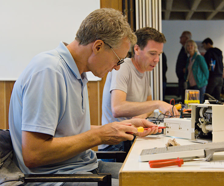 © www.mutbuergerdokus.de: BUND Meerbusch: Repaircafé Meerbusch