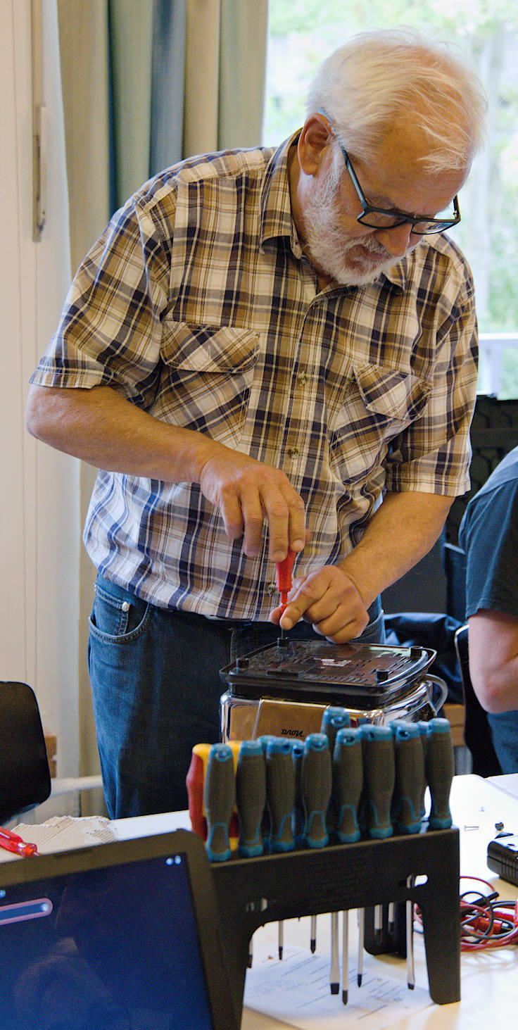 © www.mutbuergerdokus.de: BUND Meerbusch: Repaircafé Meerbusch