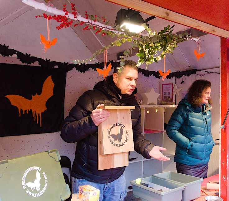 © www.mutbuergerdokus.de: Weihnachtshütte für das Düsseldorfer Ehrenamt