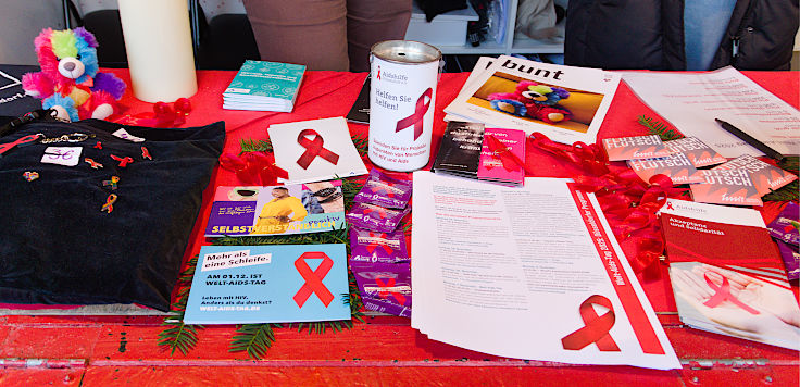 © www.mutbuergerdokus.de: Weihnachtshütte für das Düsseldorfer Ehrenamt