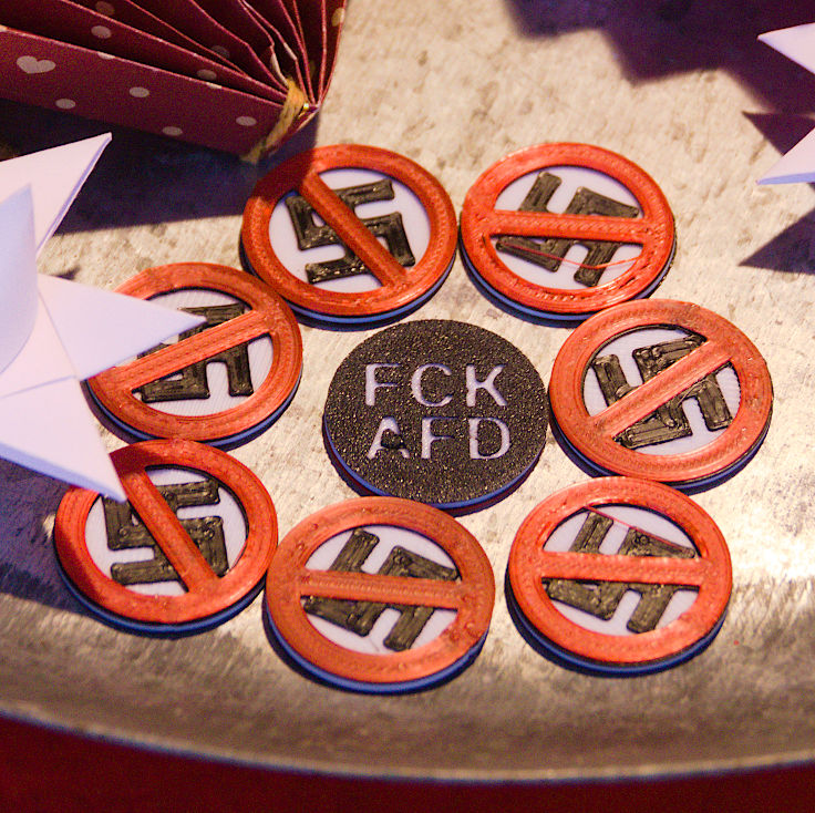 © www.mutbuergerdokus.de: Weihnachtshütte für das Düsseldorfer Ehrenamt © www.mutbuergerdokus.de: Weihnachtshütte für das Düsseldorfer Ehrenamt