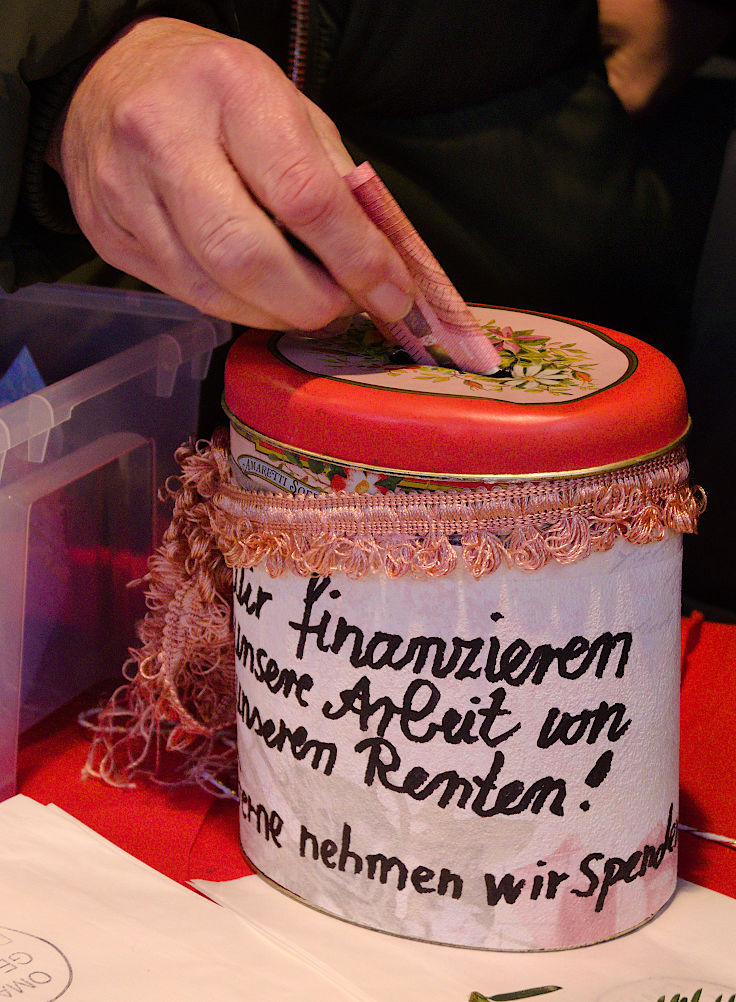 © www.mutbuergerdokus.de: Weihnachtshütte für das Düsseldorfer Ehrenamt © www.mutbuergerdokus.de: Weihnachtshütte für das Düsseldorfer Ehrenamt