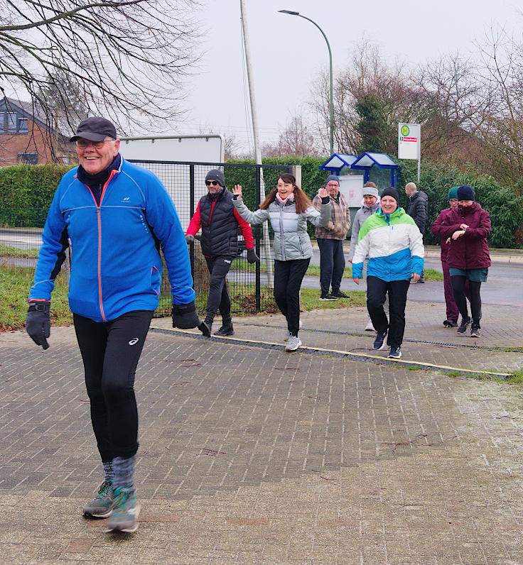 © www.mutbuergerdokus.de: 9. Meerbuscher Silvesterlauf © www.mutbuergerdokus.de: 9. Meerbuscher Silvesterlauf