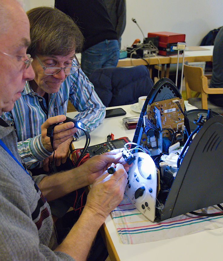 &copy; www.mutbuergerdokus.de: BUND Meerbusch: Repair Caf&eacute;