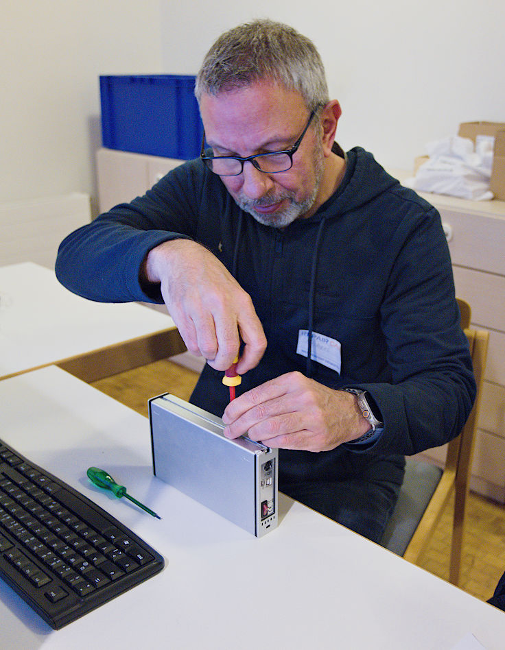 &copy; www.mutbuergerdokus.de: BUND Meerbusch: Repair Caf&eacute;