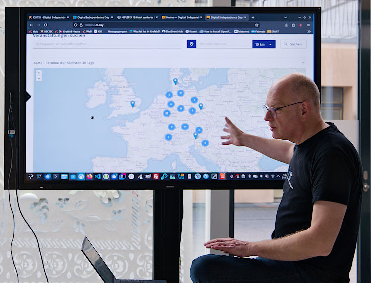 &copy; www.mutbuergerdokus.de: 3. Digital Independence Day Krefeld