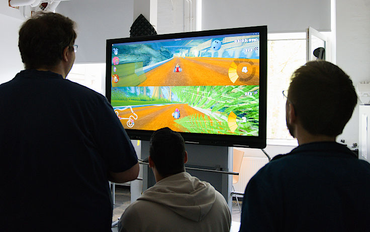 &copy; www.mutbuergerdokus.de: Linux Presentation Day Leverkusen