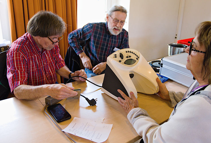 &copy; www.mutbuergerdokus.de: BUND Meerbusch: Repaircaf&eacute; Meerbusch