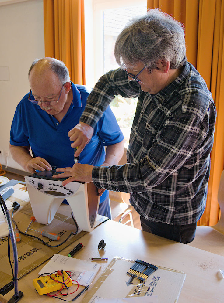 &copy; www.mutbuergerdokus.de: BUND Meerbusch: Repaircaf&eacute; Meerbusch