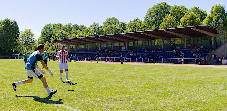 &copy; www.mutbuergerdokus.de: 3. Fu&szlig;ballfest der Fu&szlig;ball Freunde B&uuml;derich '22: 'D'r FC K&ouml;lle k&uuml;tt!'