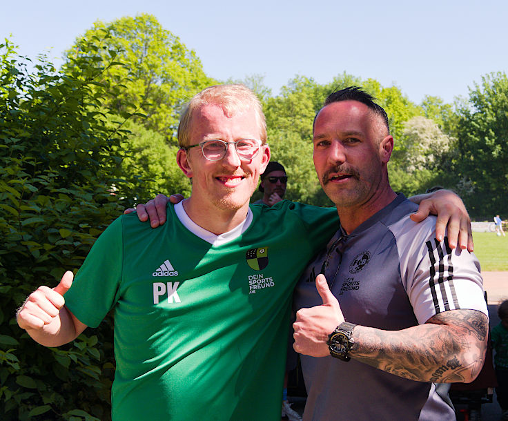 &copy; www.mutbuergerdokus.de: 3. Fu&szlig;ballfest der Fu&szlig;ball Freunde B&uuml;derich '22: 'D'r FC K&ouml;lle k&uuml;tt!'