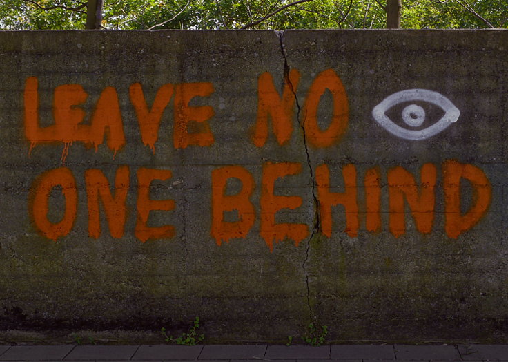 Graffiti: 'Leave No One Behind'