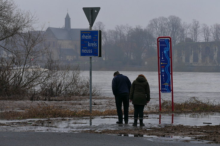 © www.mutbuergerdokus.de: Fundstücke: Hochwasser am Rhein