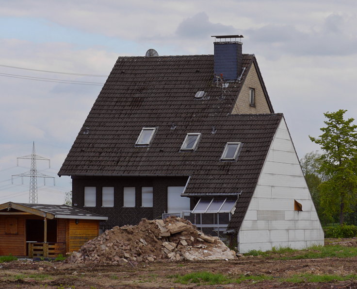 © www.mutbuergerdokus.de: 'Morschenich - Chronologie einer Heimatzerstörung'