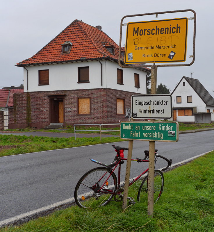 © www.mutbuergerdokus.de: 'Morschenich - Chronologie einer Heimatzerstörung'