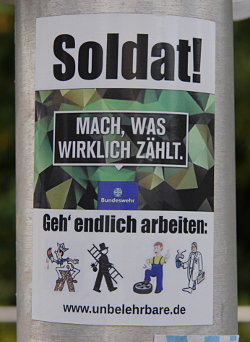 Militär/Waffen/Frieden